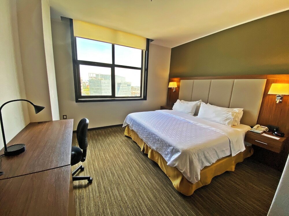 Фото Holiday Inn Express Mexico Santa Fe