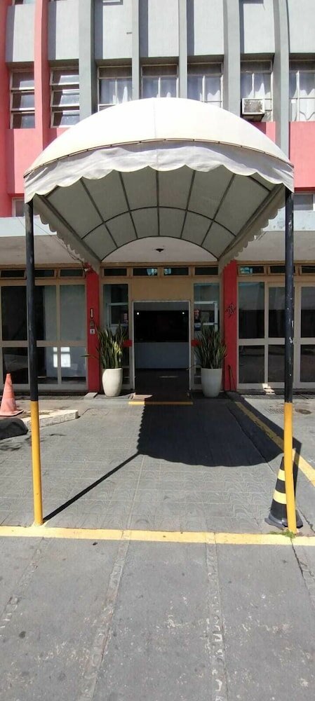 Фото Oyo Hotel La Rocca, Goiânia