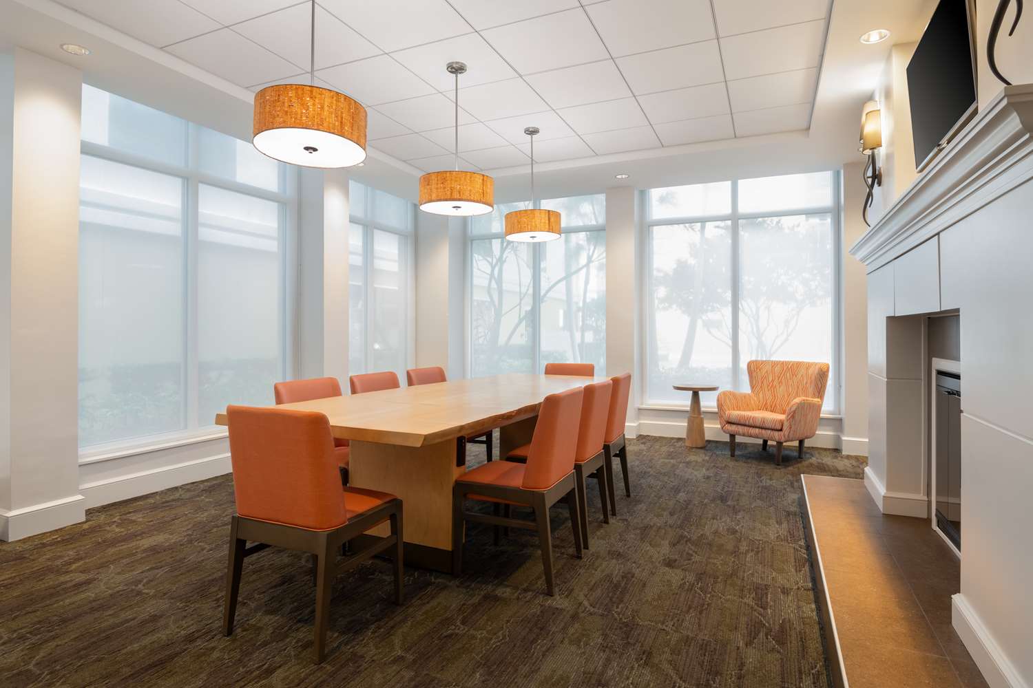 Фото Hilton Garden Inn Daytona Beach Oceanfront