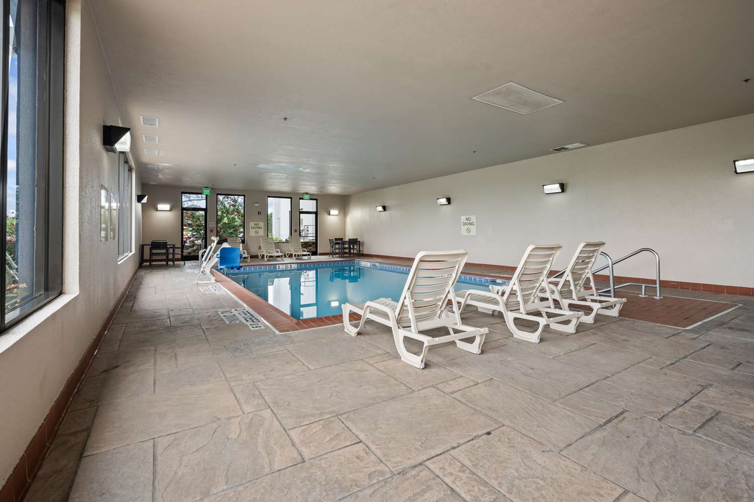 Фото Hampton Inn Ridgefield Park