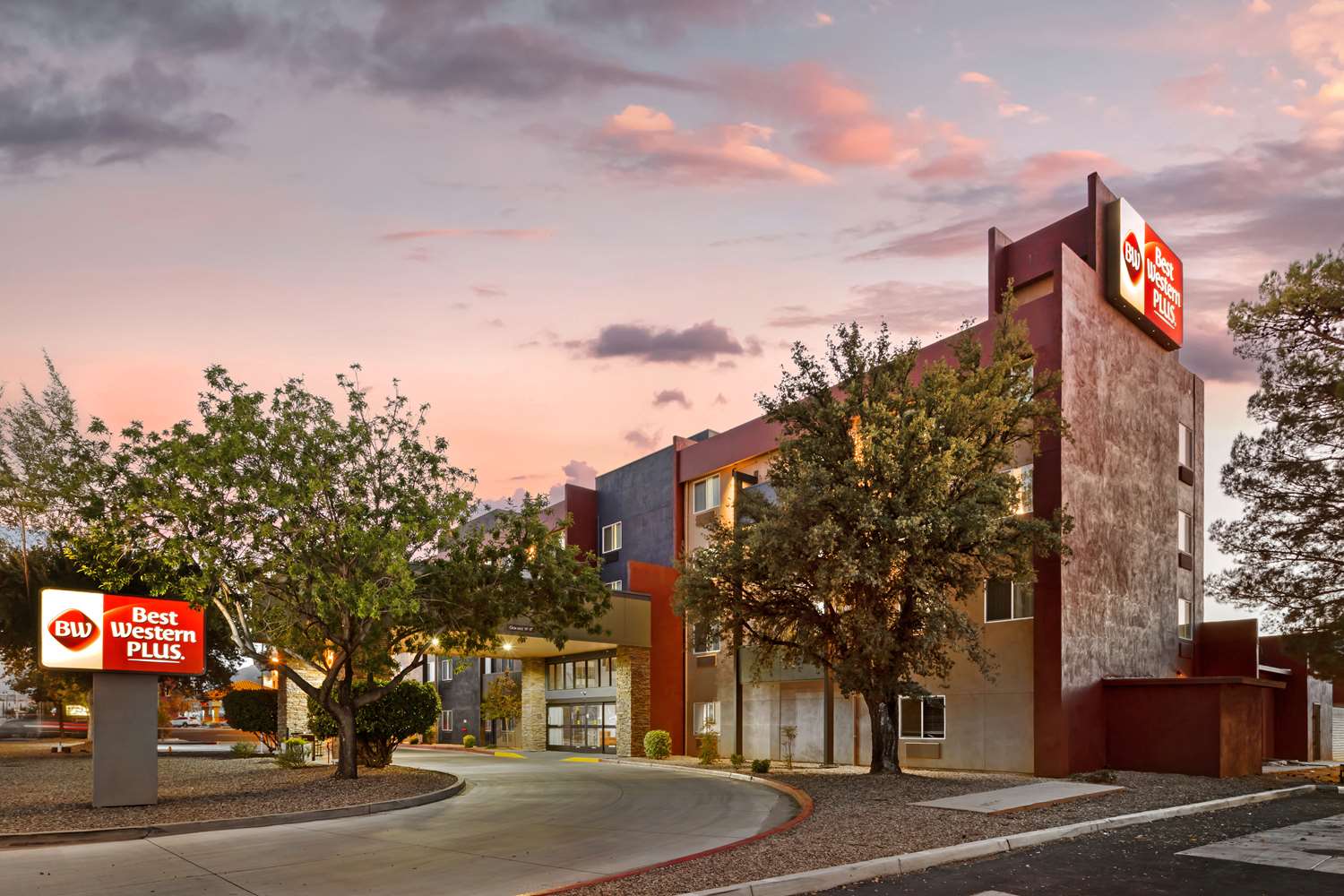 Фото Best Western Plus Sun Canyon