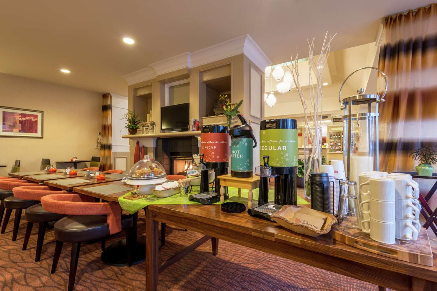 Фото Hilton Garden Inn Flagstaff