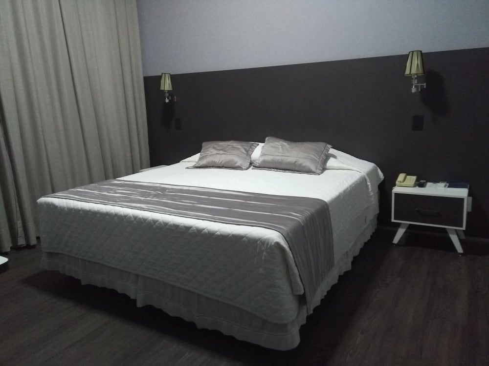 Фото Hotel Opuka