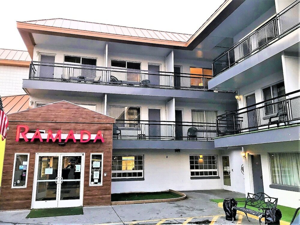 Фото Ramada by Wyndham Anchorage Downtown