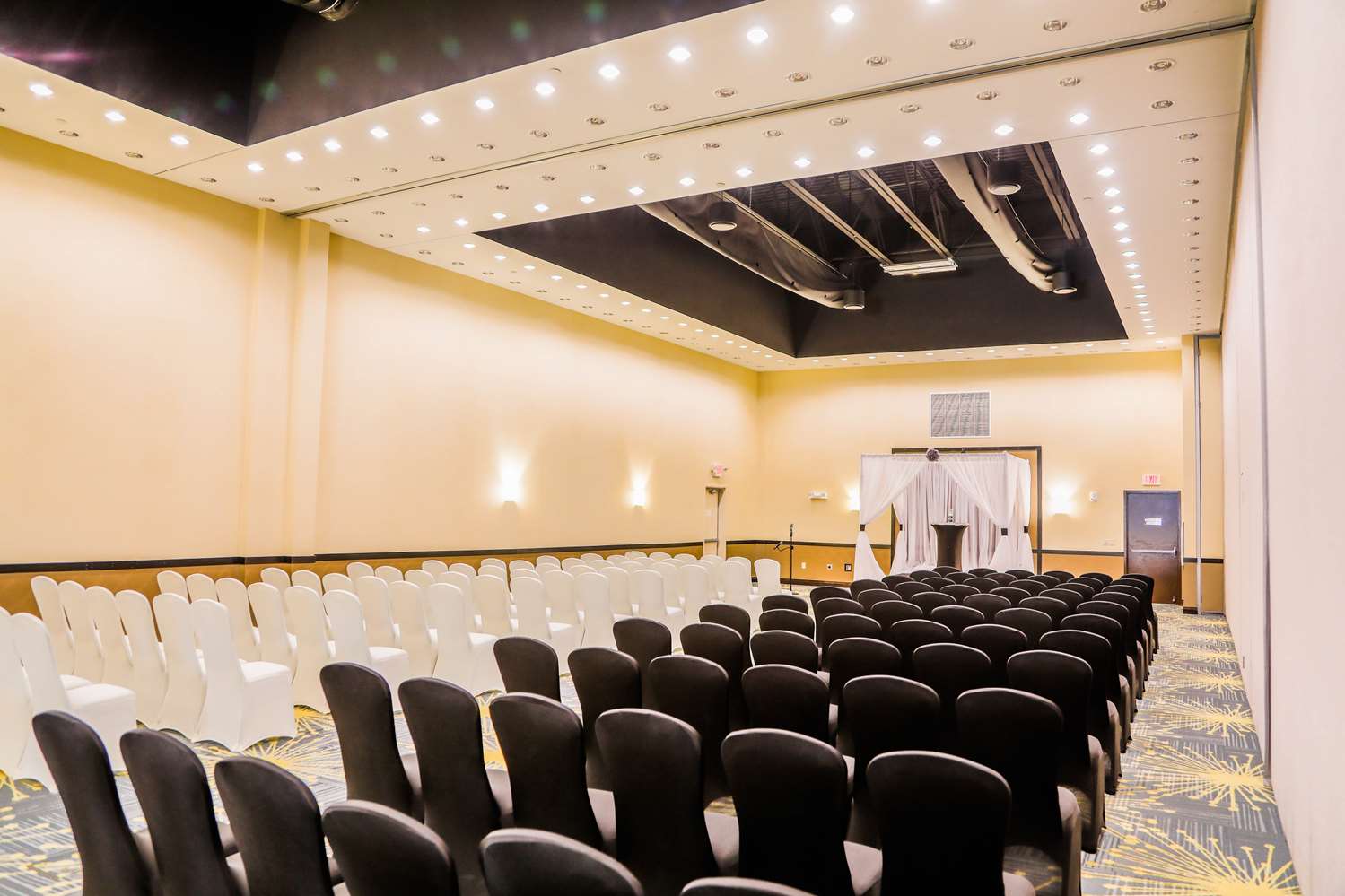 Фото Hilton Garden Inn Fargo