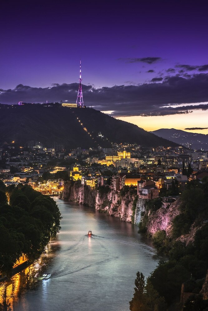 Фото Hotel Golden Tulip Design Tbilisi