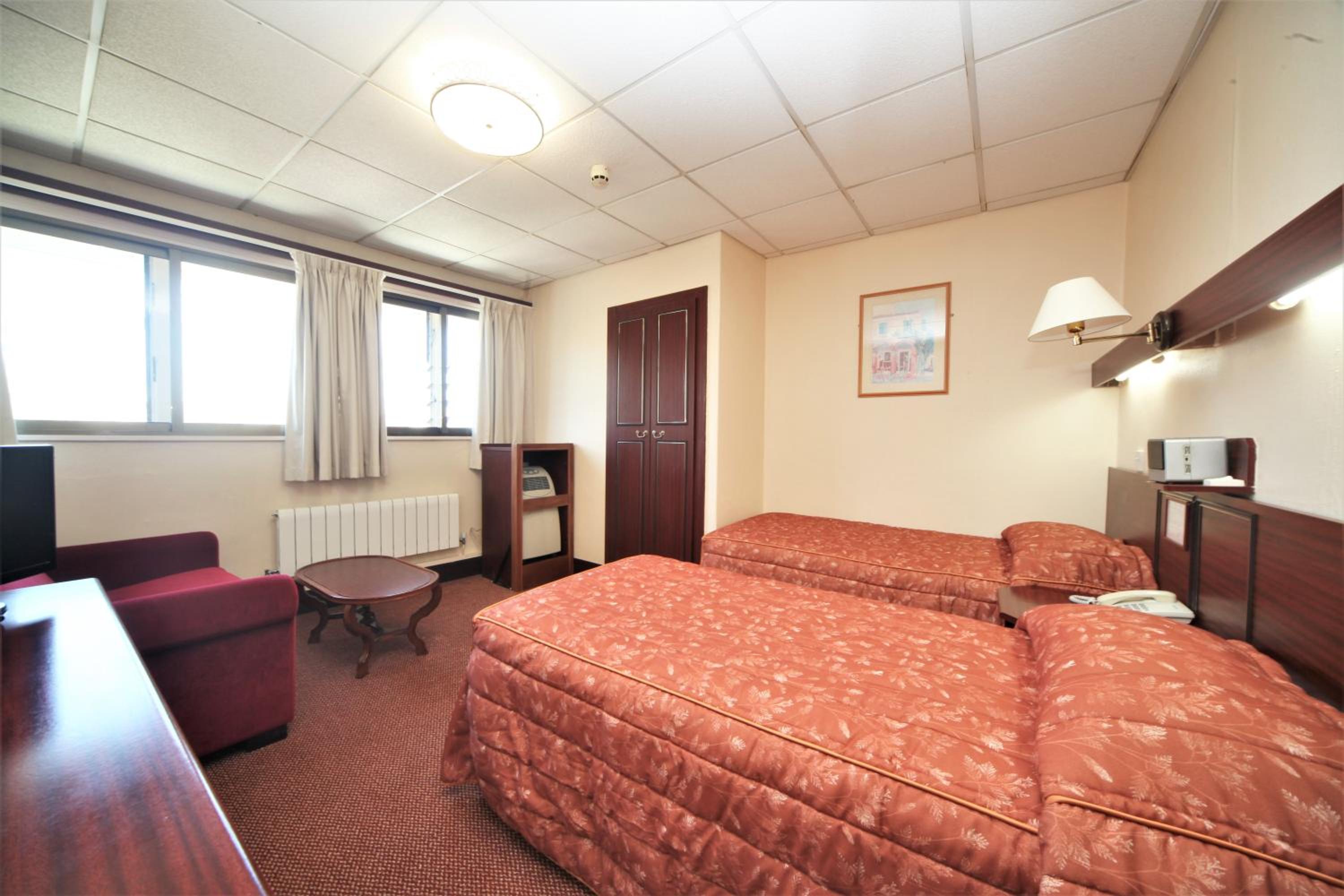 Фото Bristol Hotel