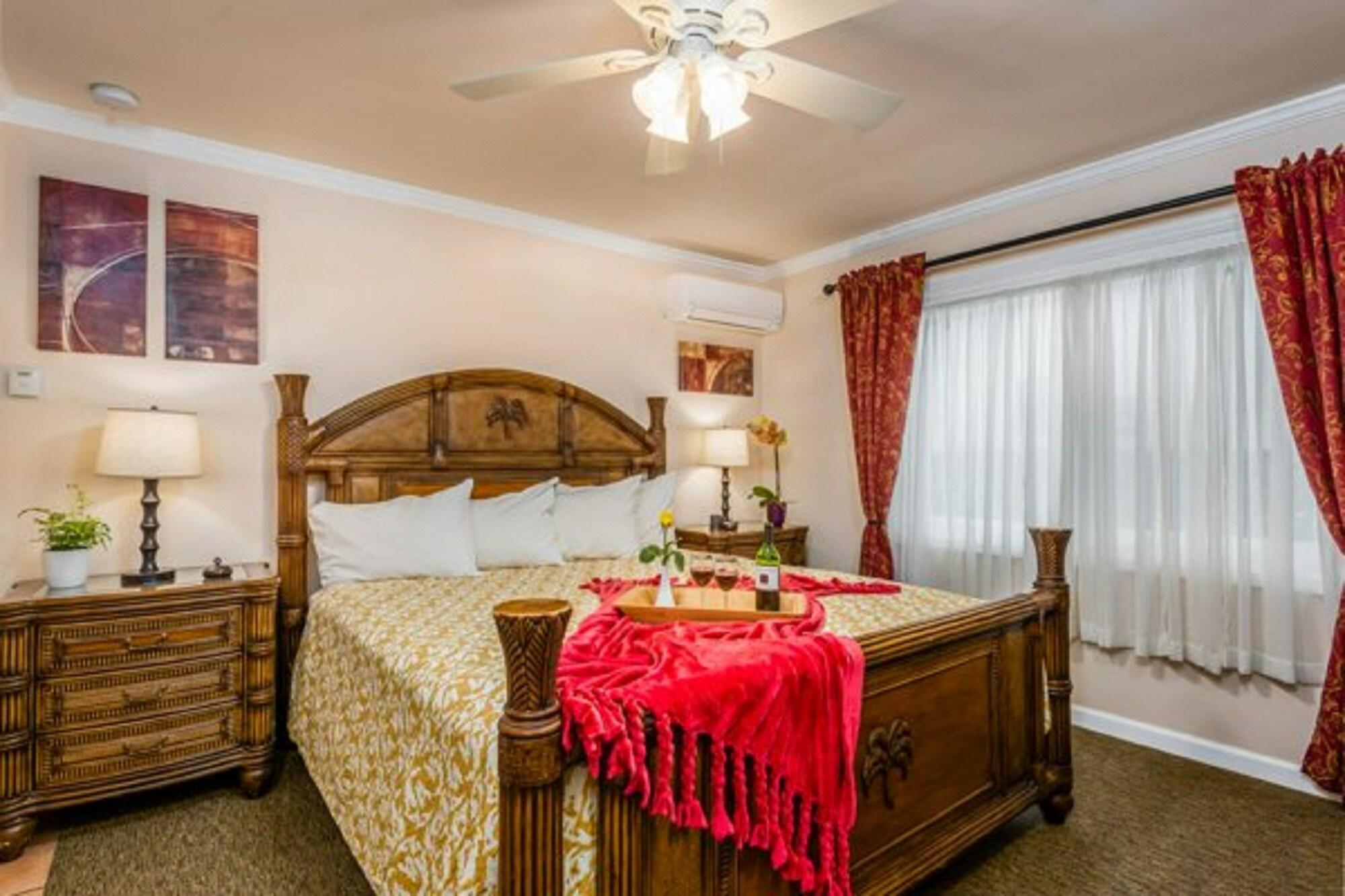 Фото Beach House Inn
