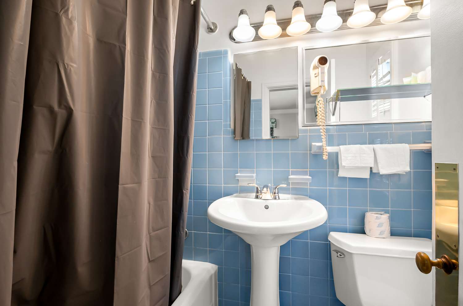 Фото Americas Best Value Inn Historic Clewiston Inn