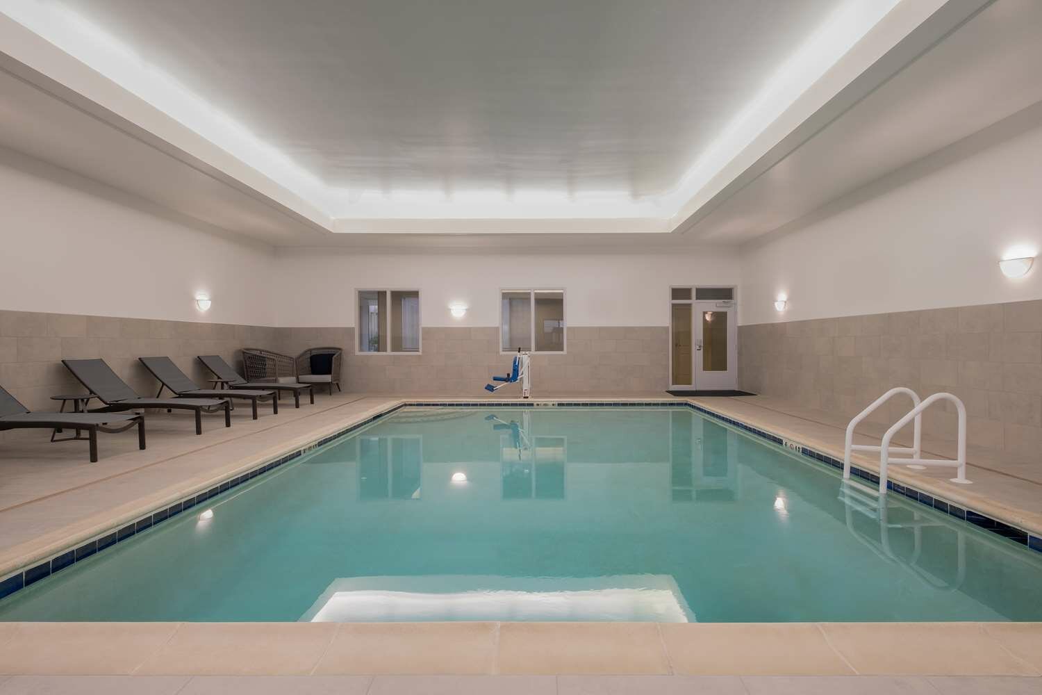 Фото Homewood Suites Medford