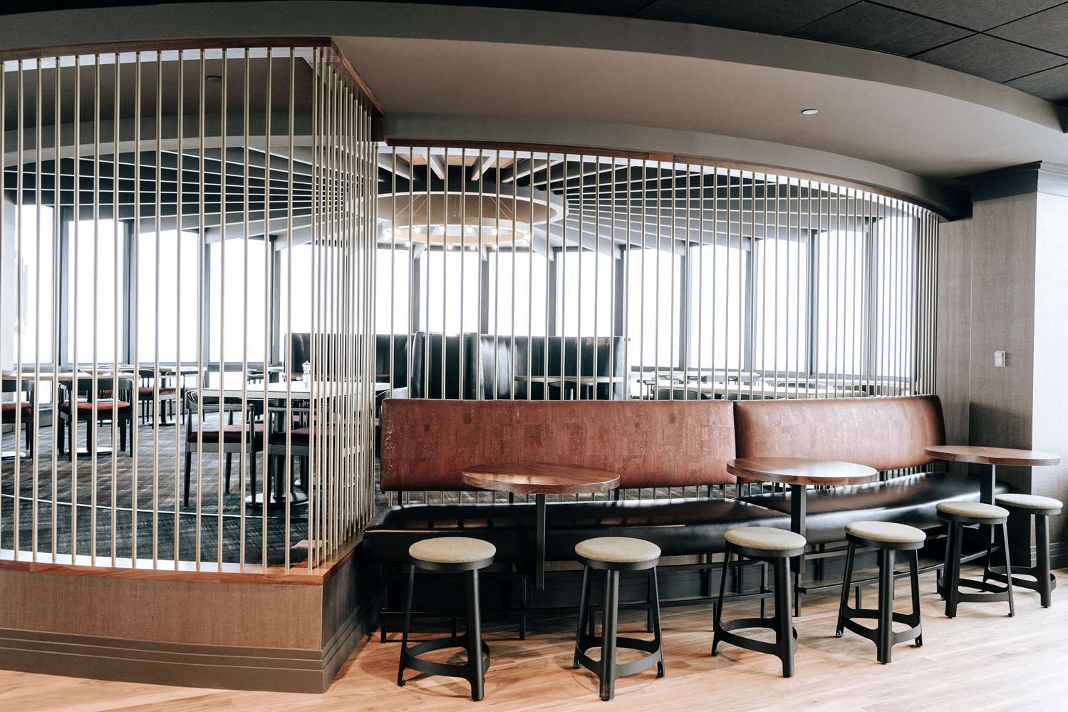 Фото Galt House Hotel Trademark Collection by Wyndham