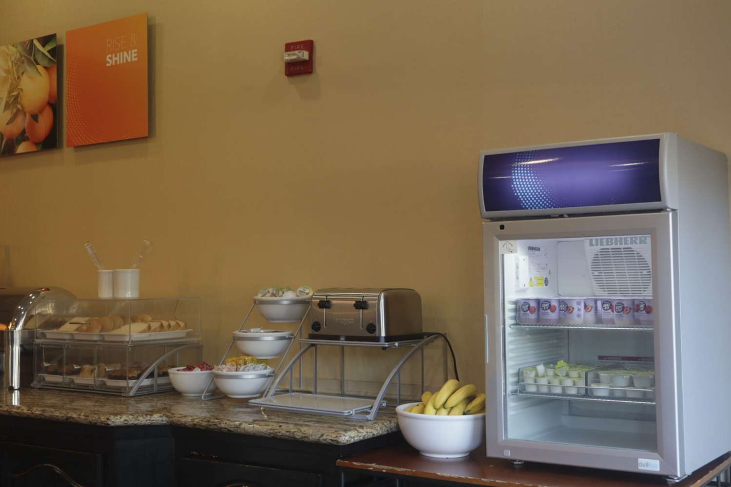 Фото Comfort Inn & Suites Burnet