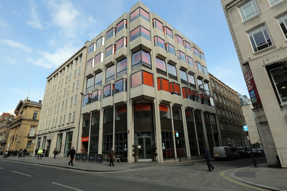Фото EasyHotel Liverpool City Centre