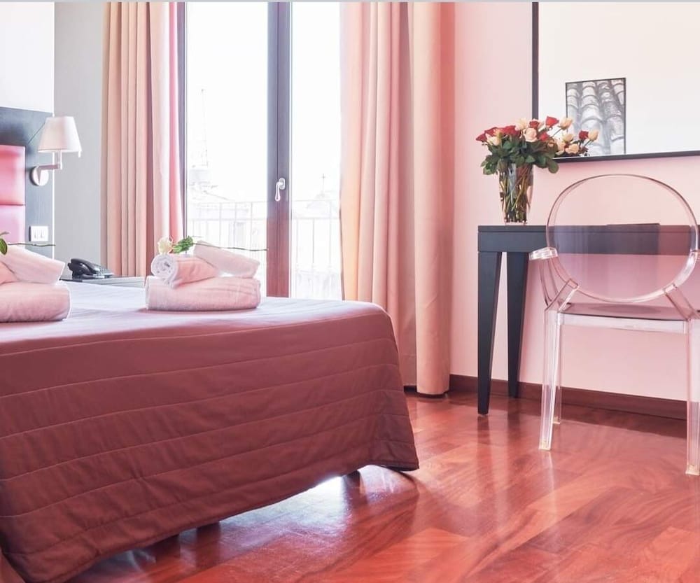 Фото La Chicca Palace Hotel