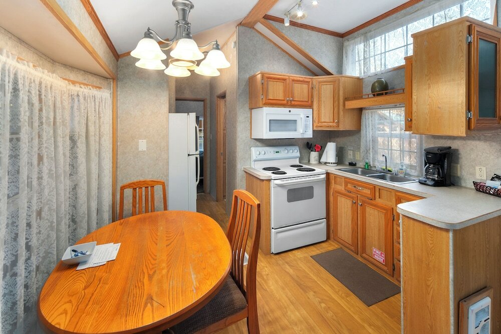 Фото Robin Hood Village Resort