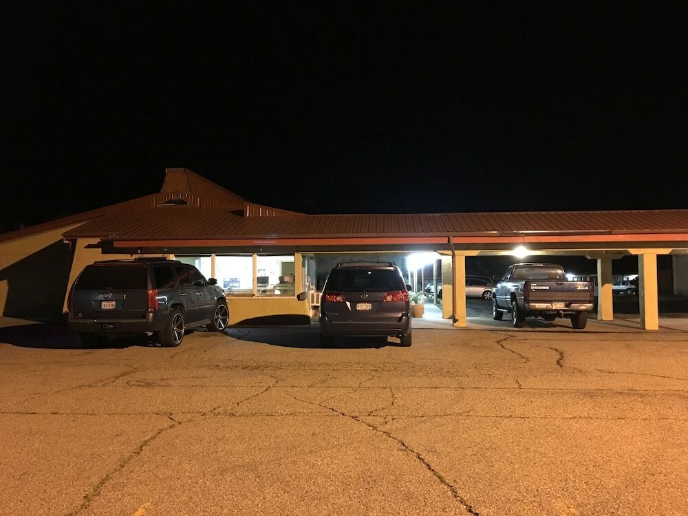 Фото Spanish Peaks Inn