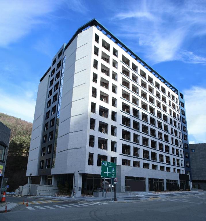 Фото Miami Jeongseon Hotel