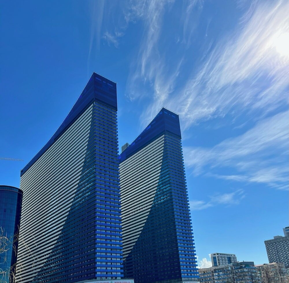 Фото Orbi City Hotel