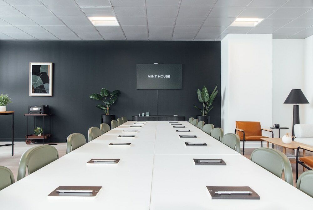 Фото Mint House at 70 Pine