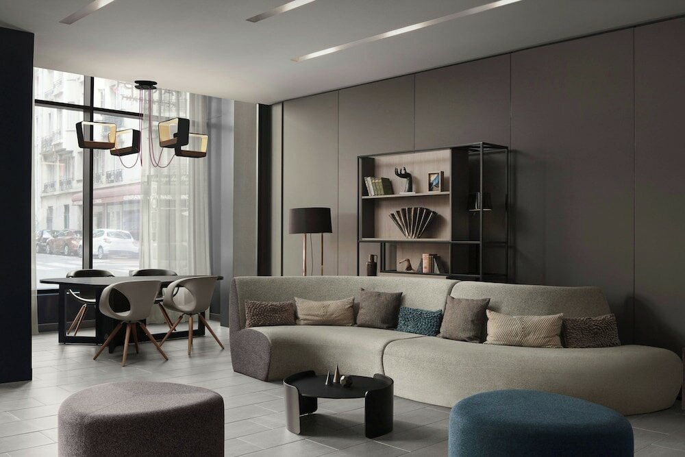 Фото Courtyard by Marriott Paris Porte de Versailles