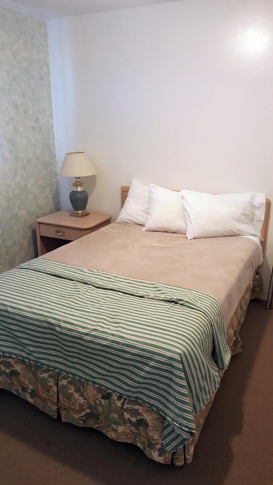 Фото Badlands Motel