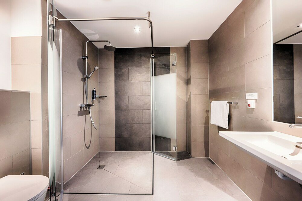 Фото 84233824402