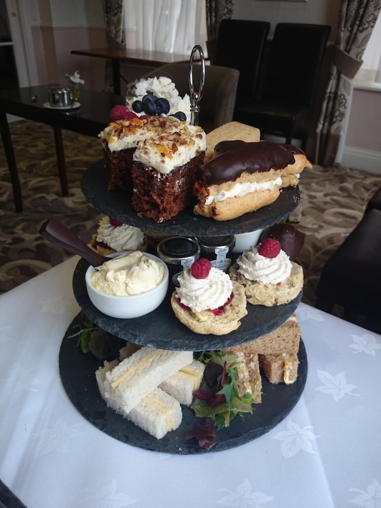 Фото The Crescent Hotel