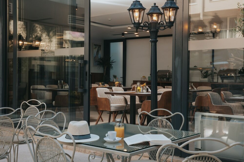 Фото Hotel Diplomat