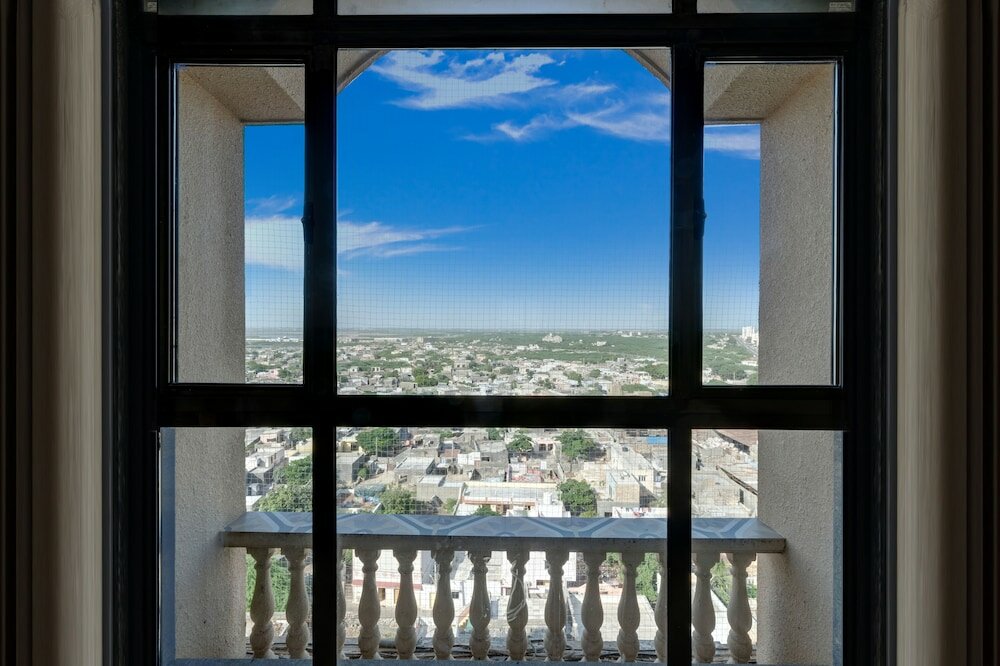 Фото Lemon Tree Premier Dwarka