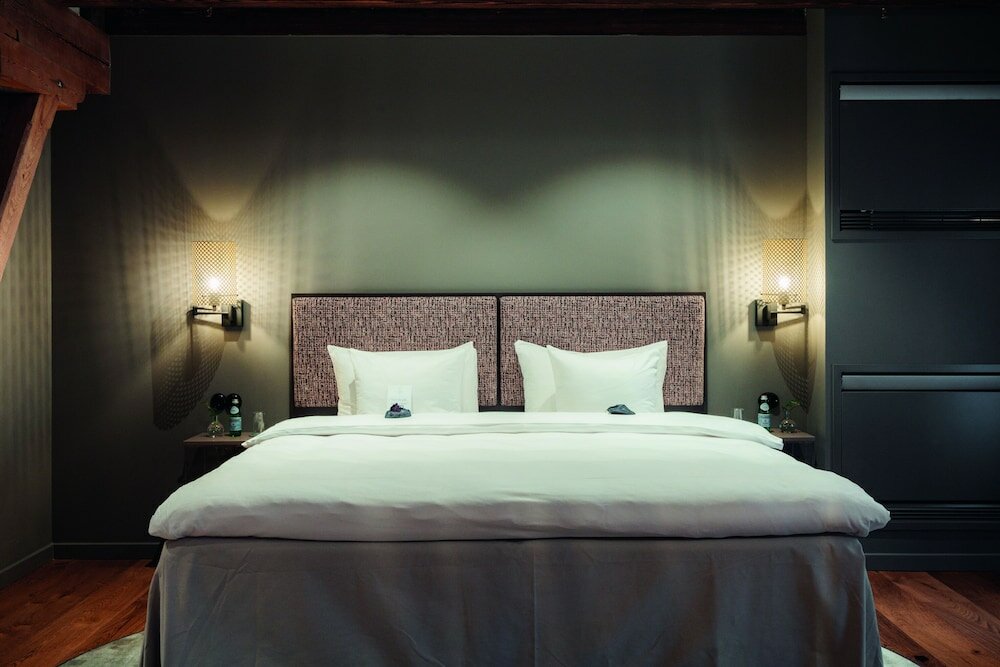 Фото AD Astra by Elite