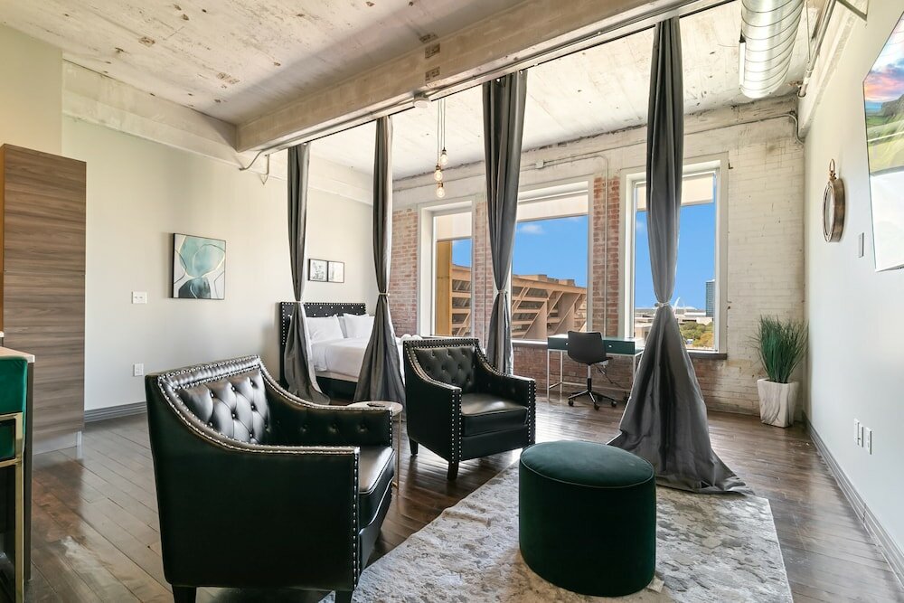 Фото Luxury Downtown Dallas Stay by Amyfinehouse