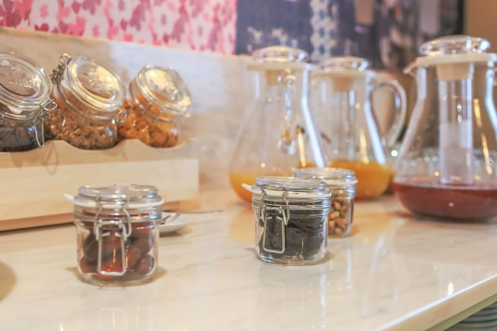 Фото Mouraria Lisboa Hotel