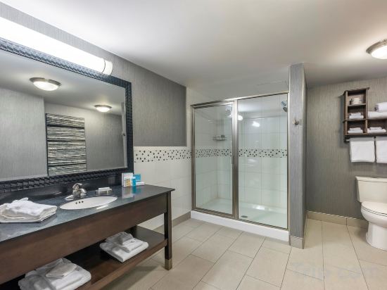 Фото Hampton Inn by Hilton Sydney