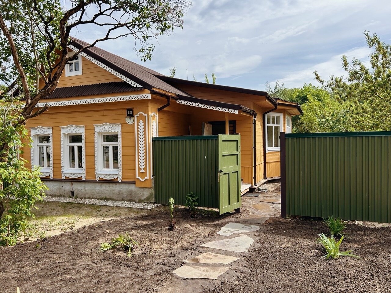 Фото Дом на Тихвинской