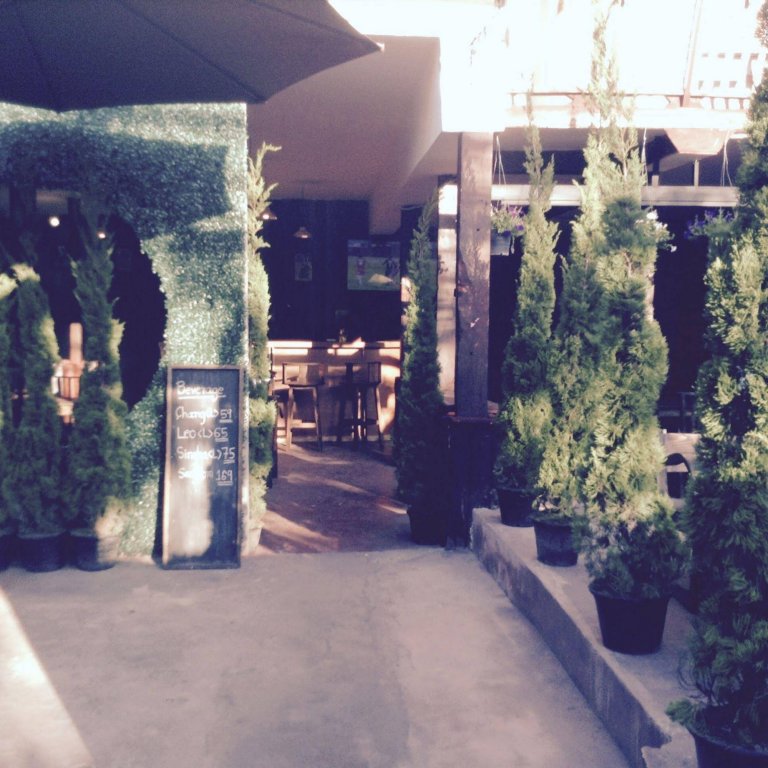 Фото отеля 2