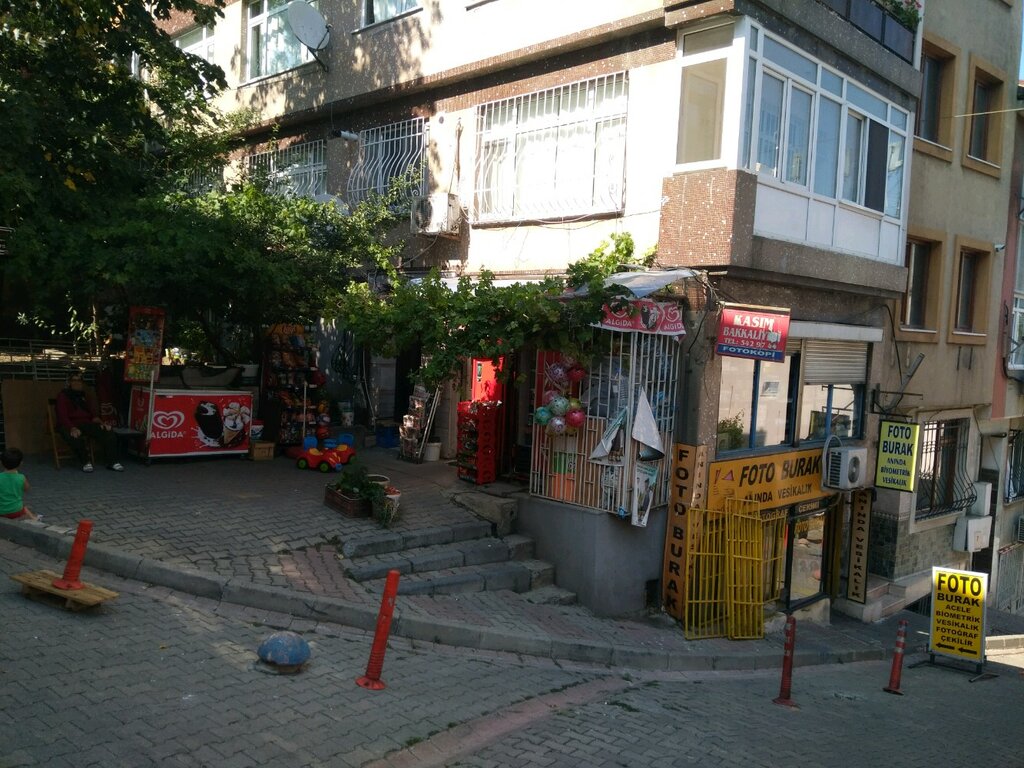 Market Kasım Bakkaliyesi, Üsküdar, foto