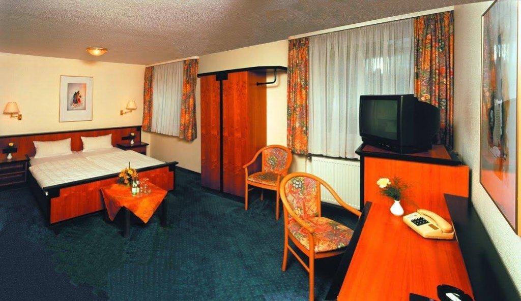 Фото City Hotel Deutsches Haus