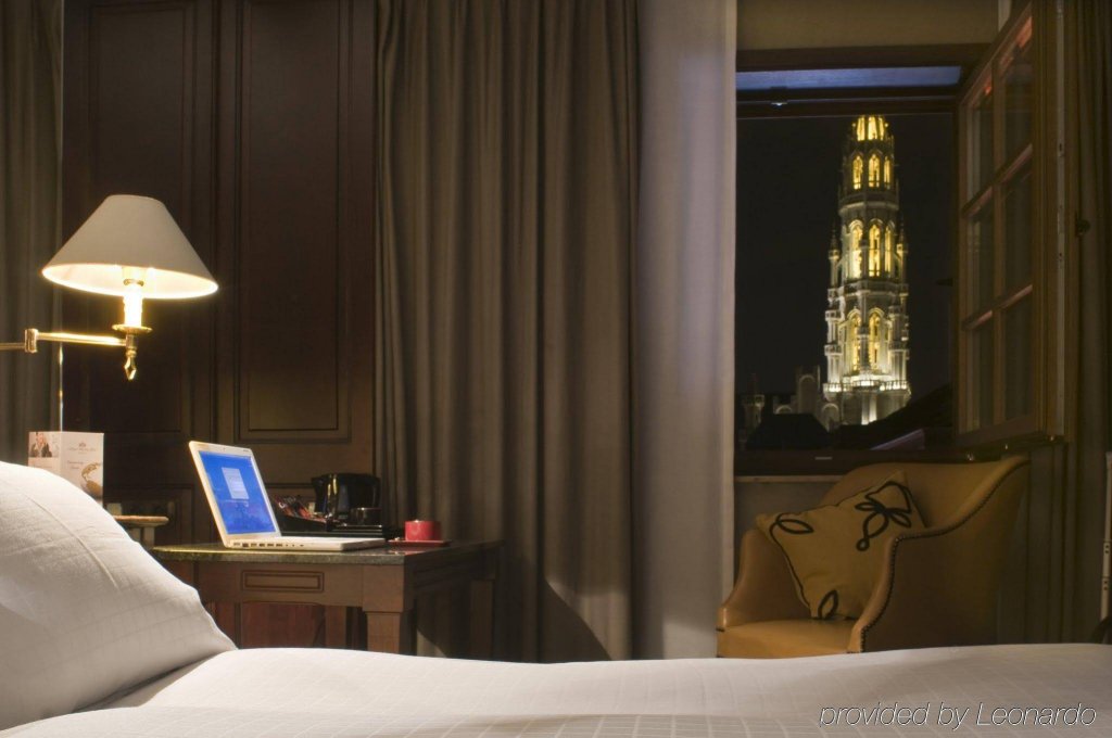 Фото Warwick Grand Place Brussels