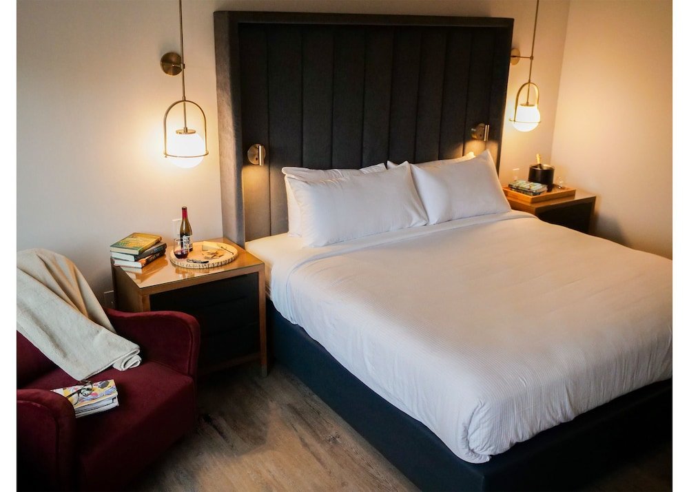 Фото The Blake Hotel