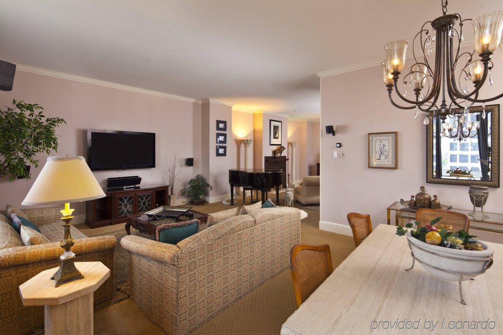 Фото Отель Le Pavillon