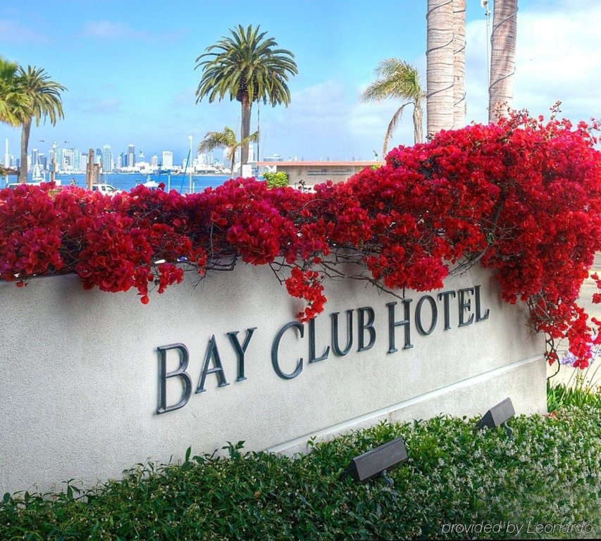 Фото Bay Club Hotel & Marina