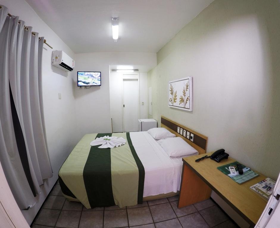 Фото Abrolhos Praia Hotel