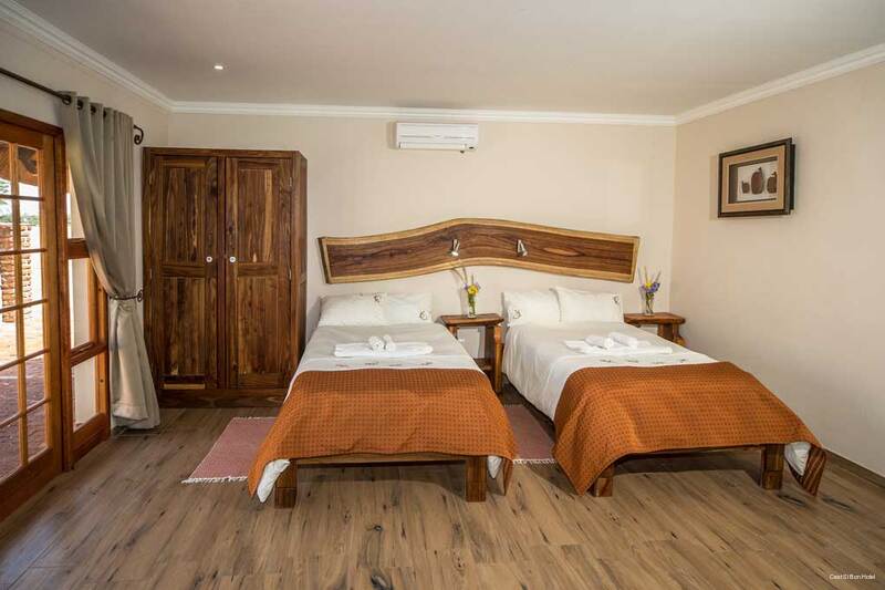 Фото C'est Si Bon Hotel