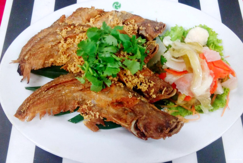 Фото The Viangtak Riverside Hotel