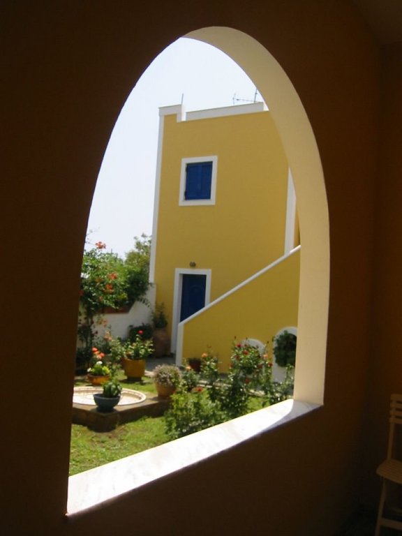 Фото отеля 3