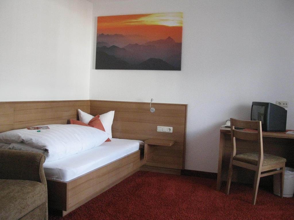 Фото Hotel Garni Lawens