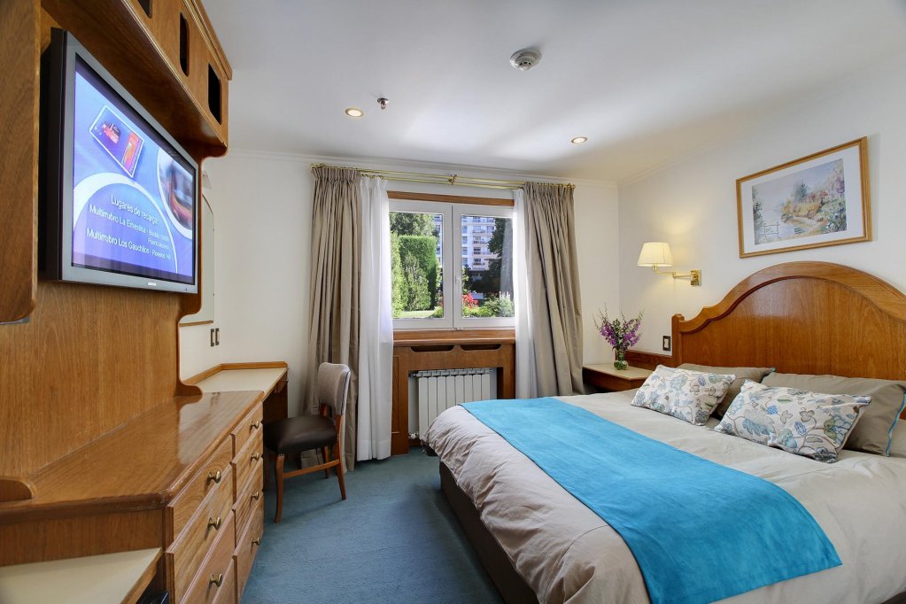 Фото Hotel Tres Reyes