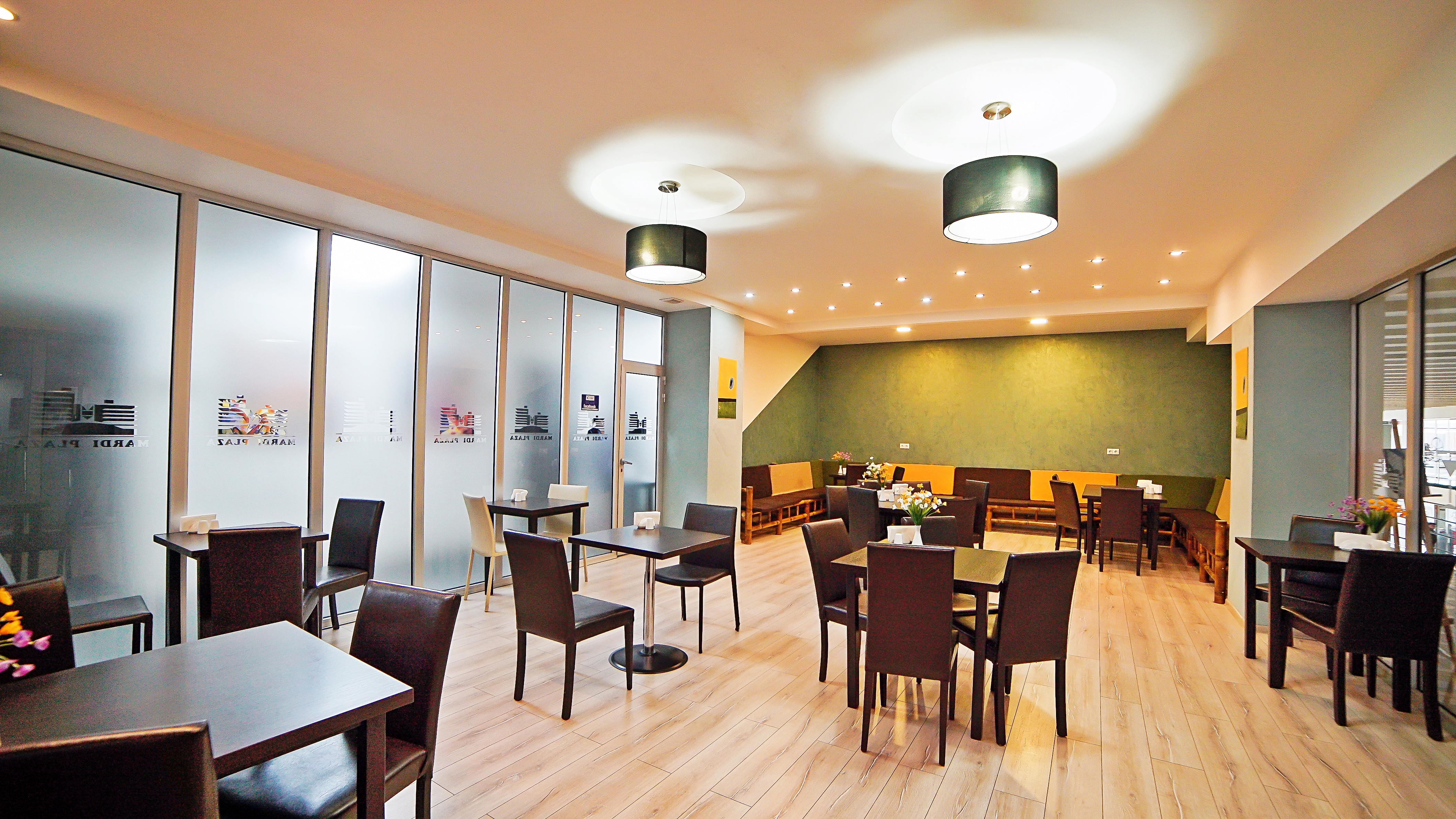 Фото Отель Марди Плаза