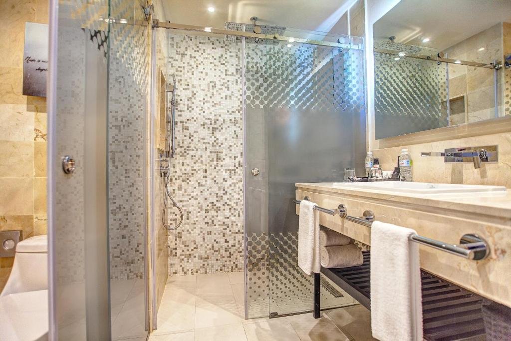 Фото Royalton Chic Punta Cana, An Autograph Collection All-Inclusive Resort & Casino – Adults Only