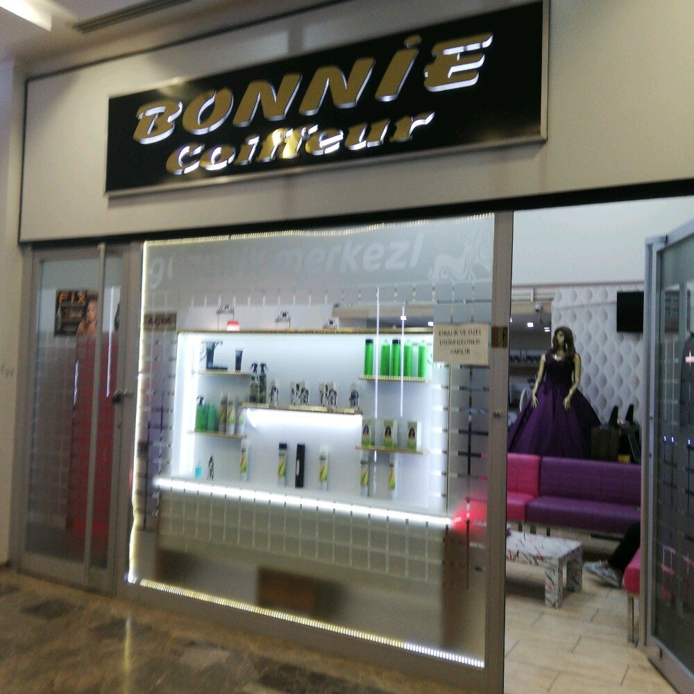 Kuaförler Bonnie Coiffeur, Esenyurt, foto